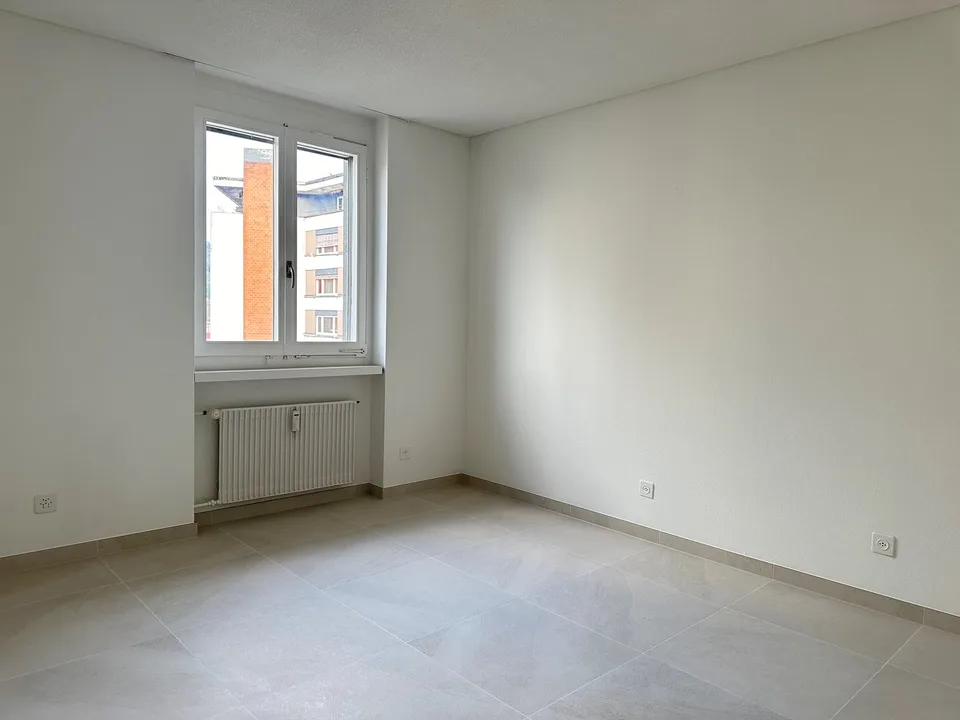 Ultimo appartamento! Appartamenti di 4 camere ristrutturati di recente in una posizione ottimale