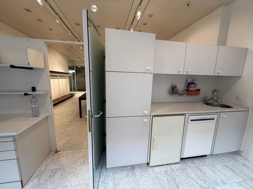 IN AFFITTO - Spazio commerciale 60 m²