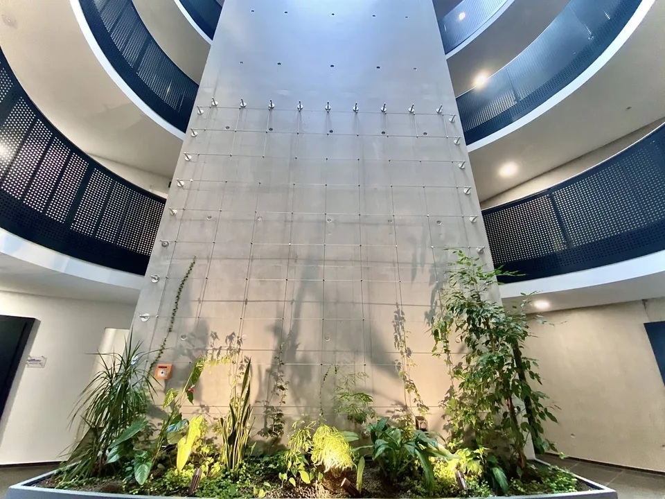 Atelier, laboratoire, locaux neufs de 140 m2 à louer