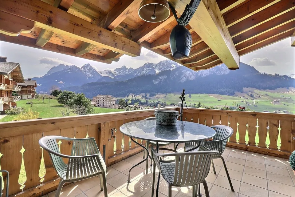Magnifique duplex de 5 pièces à vendre à Château-d'Oex