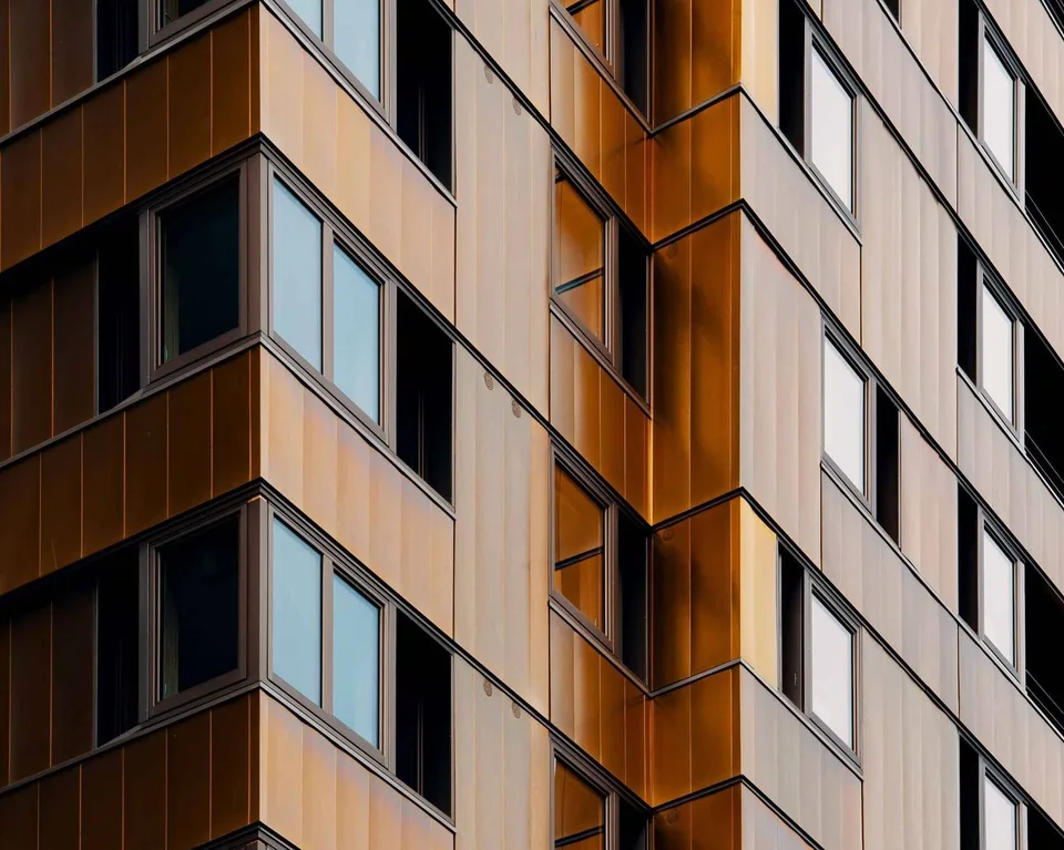 Bâtiment administratif en PPE loué à vendre