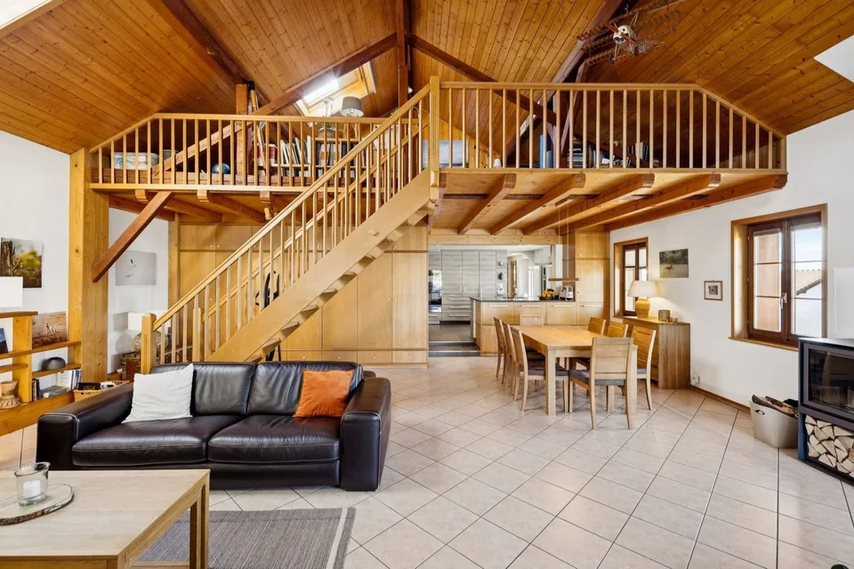 Ferme rénovée de deux appartements