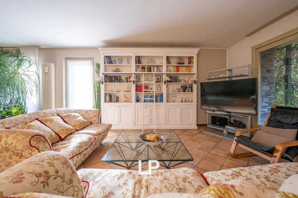 Maison unifamiliale à Sesto Calende – photo 14 sur 30