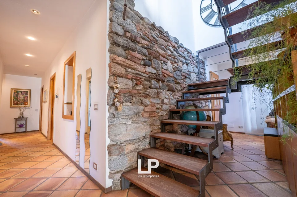 Maison unifamiliale à Sesto Calende – photo 26 sur 30