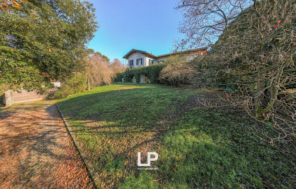 Single-family house in Sesto Calende