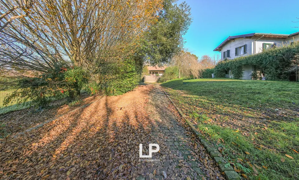 Single-family house in Sesto Calende