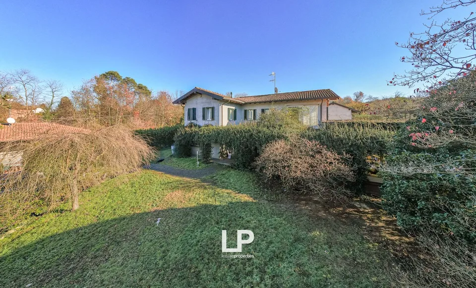 Single-family house in Sesto Calende