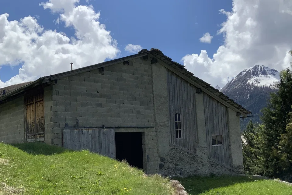 Rénovation d'une grange avec permis de construire en force