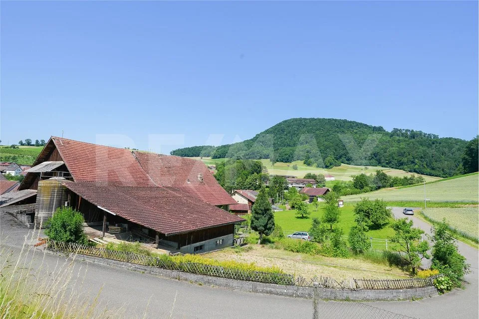 Bauland mit Altliegenschaft - Bewilligtes Neubauprojekt vorhanden