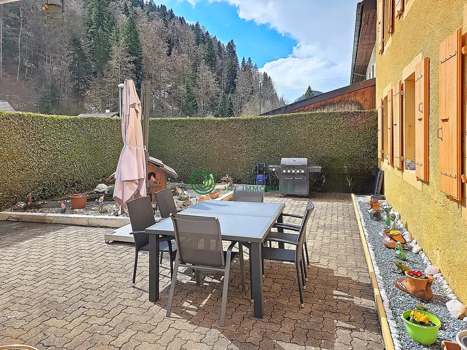Val-de-Travers (NE) – Large 10.5-room house, modifiable as desired – photo 13 of 13