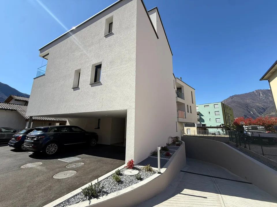 Appartamento moderno con terrazza a Giubiasco – foto 15 di 16