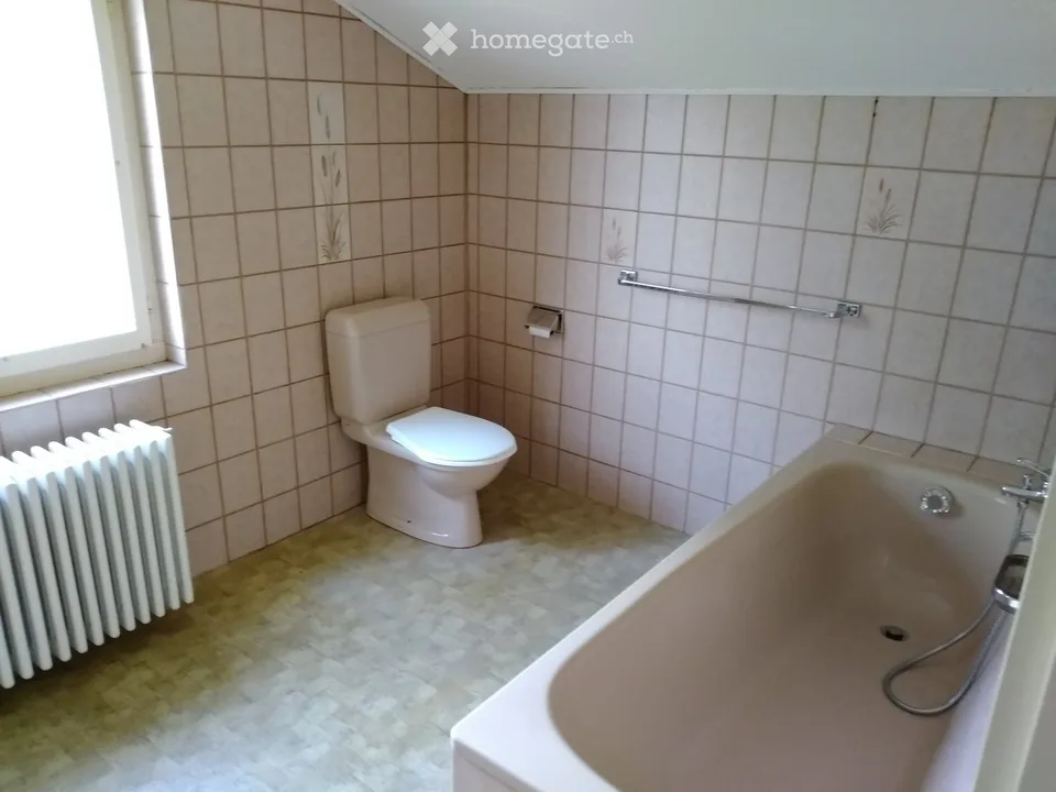 Terreno con casa unifamiliare a sé stante