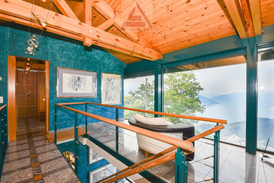 Villa con piscina / Villa mit Pool - ca. 300 m2