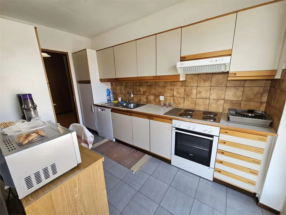 Mendrisio, interessante 3.5 locali con balconi