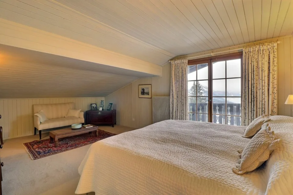 Chalet de 3 étages au Domaine de la résidence avec vue panoramique sur les Alpes. – photo 13 sur 29