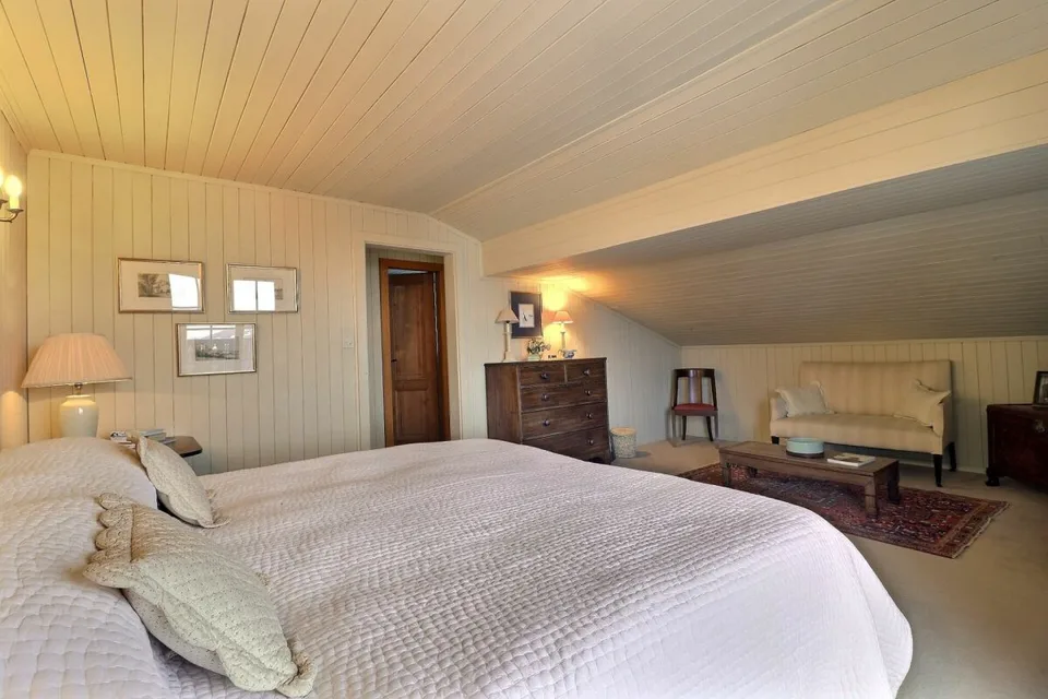 Chalet de 3 étages au Domaine de la résidence avec vue panoramique sur les Alpes. – photo 15 sur 29