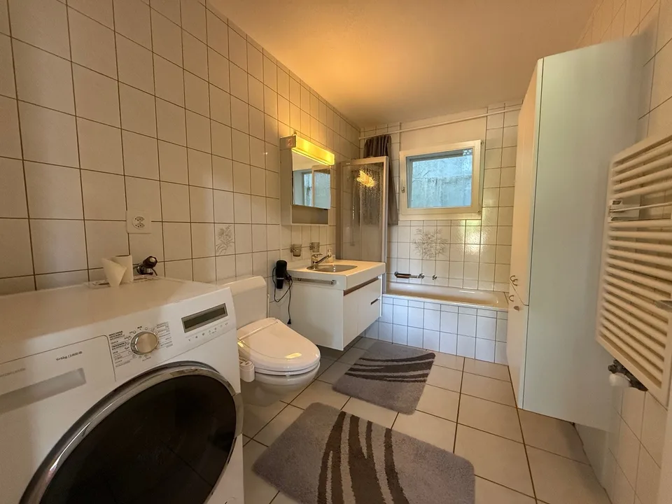 2.5 locali con AMPIA TERRAZZA - 2.5 Zimmer Wohnung mit GROSSER TERRASSE !! – photo 6 sur 10
