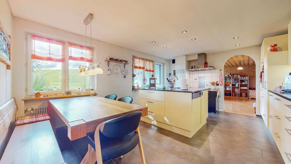 Zweifamilienhaus mit grossem Umschwung – Foto 15 von 20