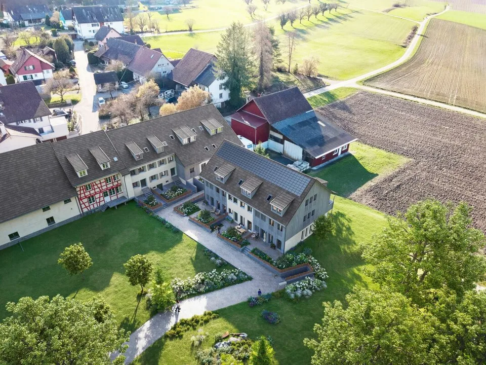 5 ½ a 7 ½ locali case a schiera BÜELHÜSLI, Altikon ZH