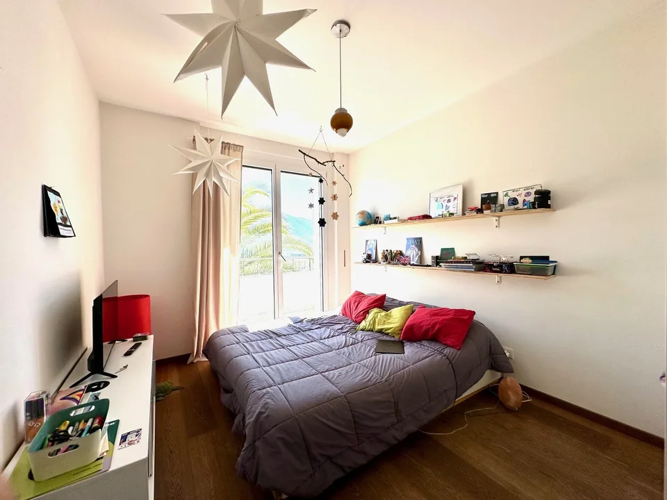 Exklusive 5.5-Zimmer-Duplexwohnung mit Panorama-Terrasse an Toplage – photo 9 sur 13