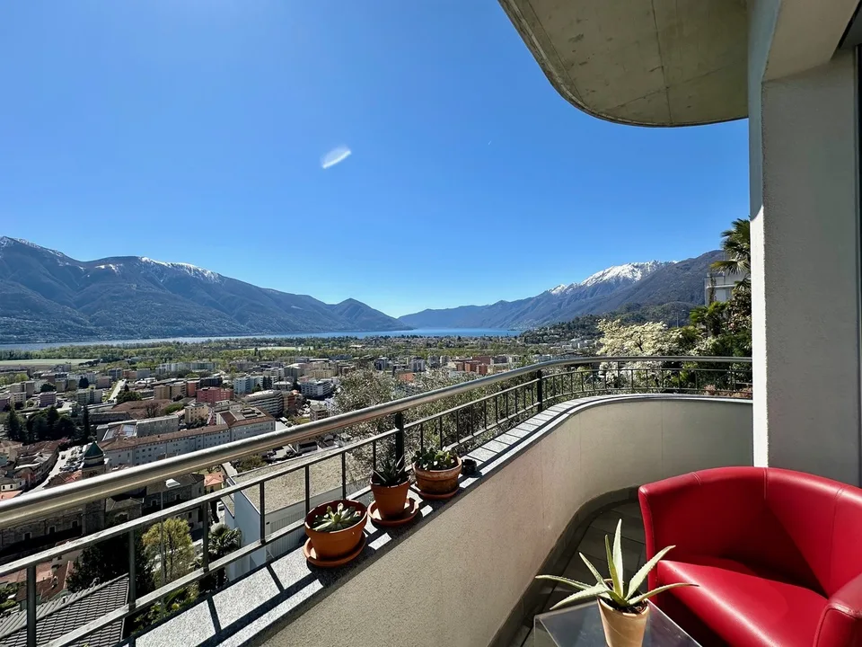 Exklusive 5.5-Zimmer-Duplexwohnung mit Panorama-Terrasse an Toplage – photo 12 sur 13
