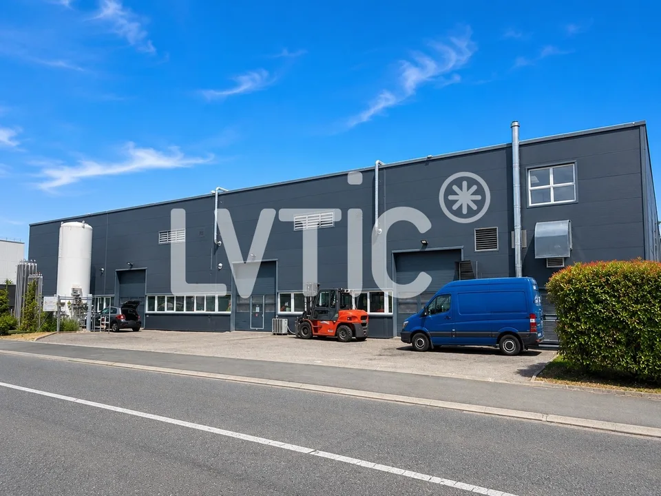 Industriegebäude von 2295 m2 auf einem Grundstück von 6370 m2 zum Verkauf in Yverdon