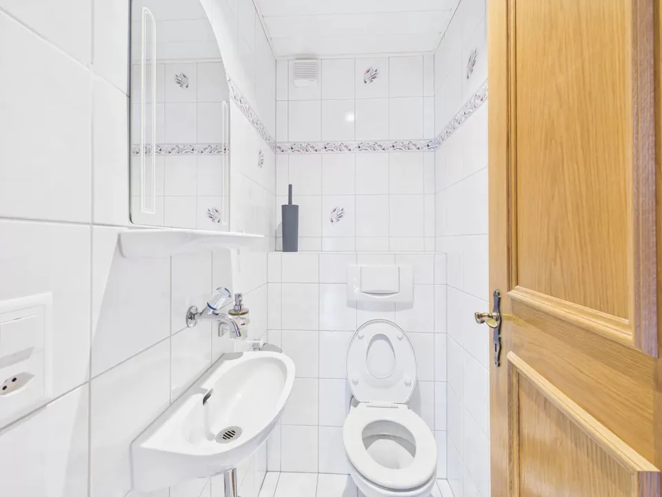 Ampio appartamento in proprietà con vista panoramica – foto 11 di 15