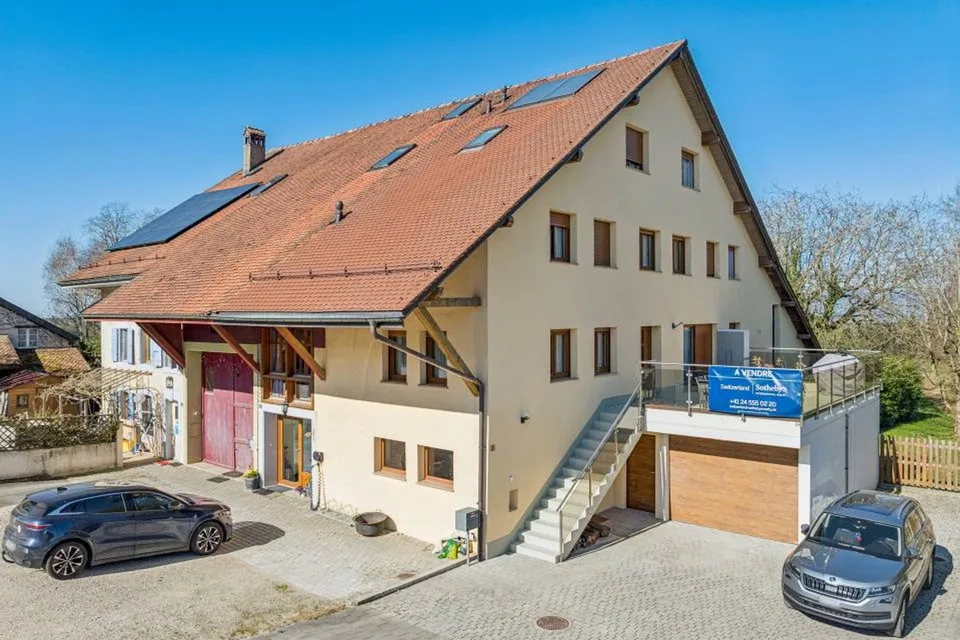 Esclusività Svizzera Sotheby's casa con deposito