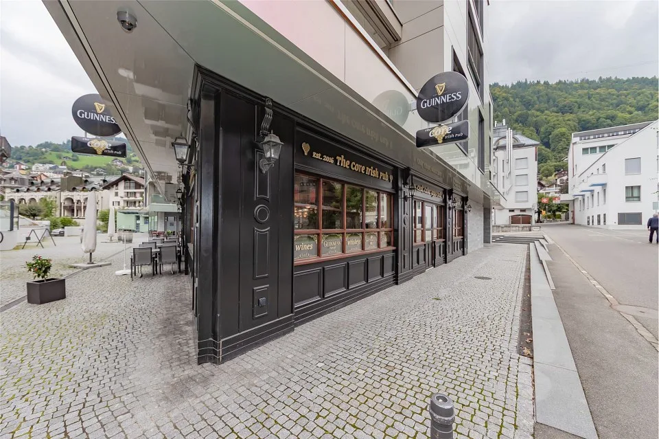 Unique Original Irish Pub "The Core" Engelberg