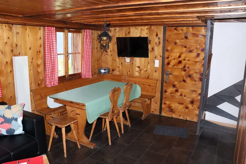 Charmanter Walliser Stadel mit Panorama und Garage in Oberems