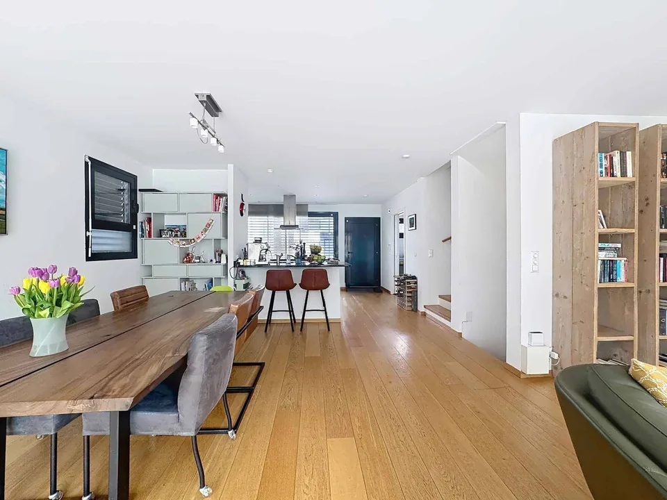 In esclusiva: appartamento triplex con terrazza e giardino