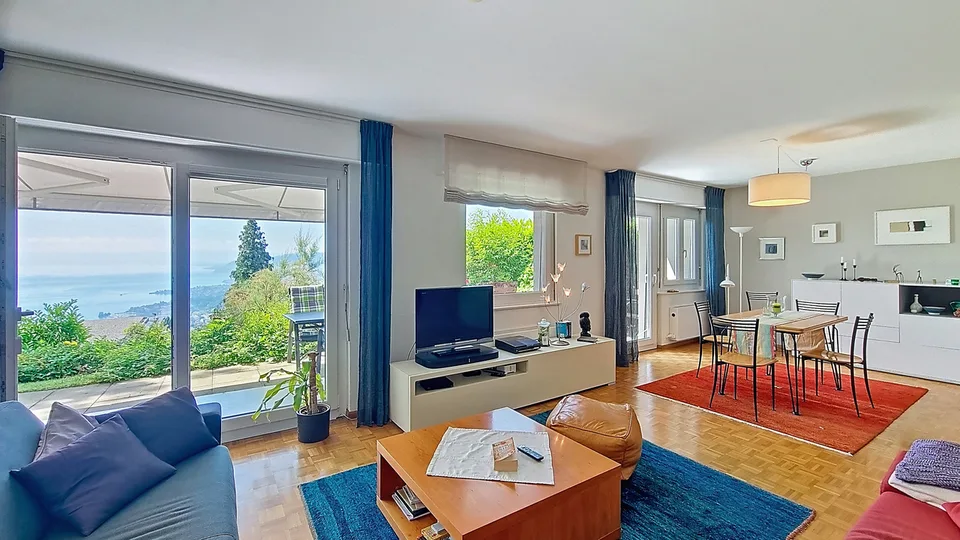 Villa mitoyenne 145 m2, belles terrasses, vue magnifique  !