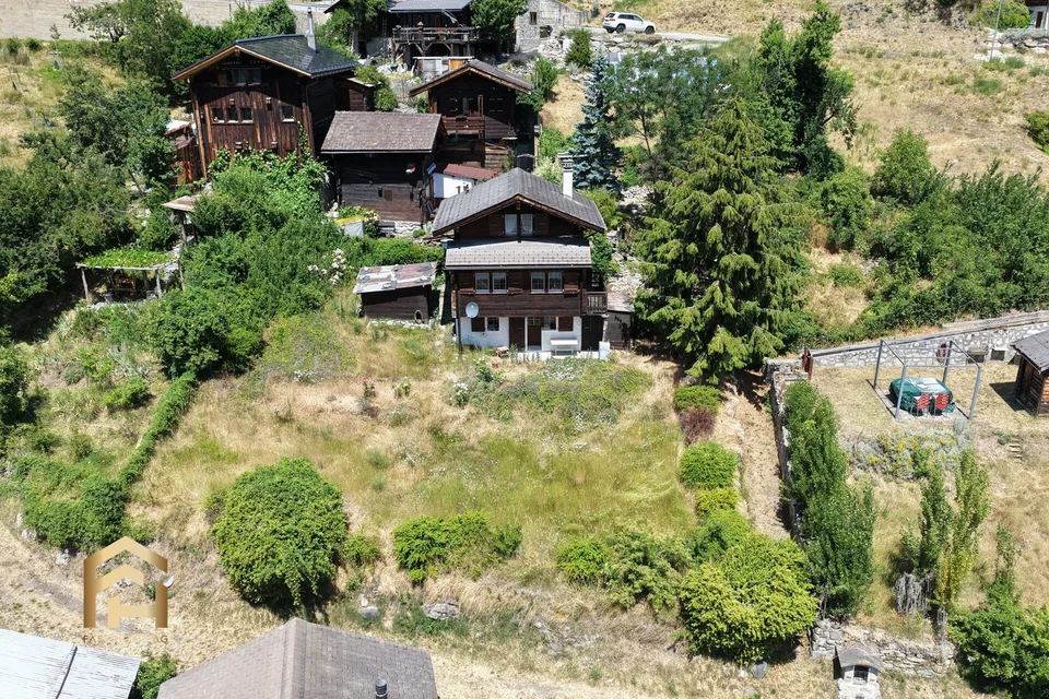 Idyllisches Zuhause oder Feriendomizil mit unverbaubarer Aussicht und