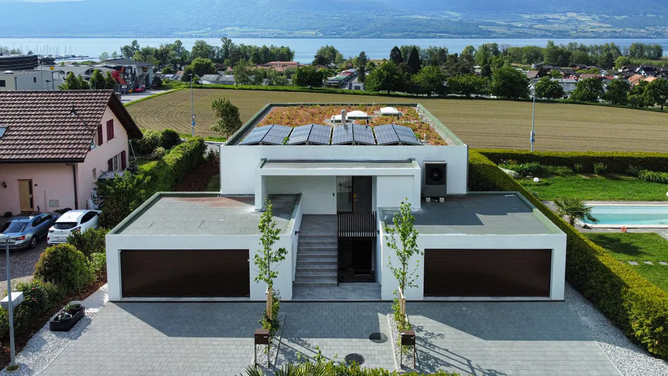Prachtiges neues Dachgeschoss mit Seeblick