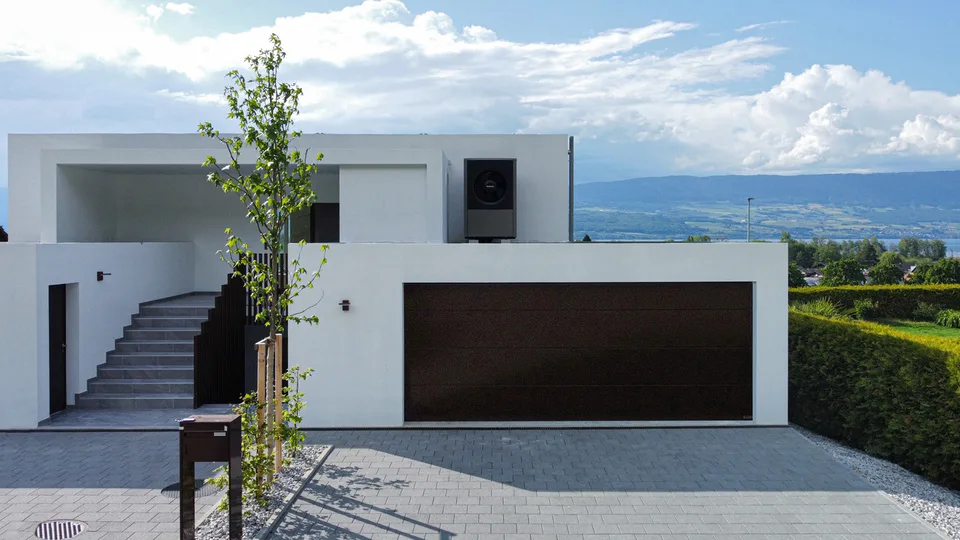Prachtiges neues Dachgeschoss mit Seeblick
