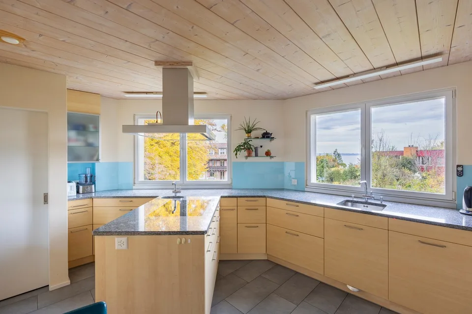 Property with annex apartment