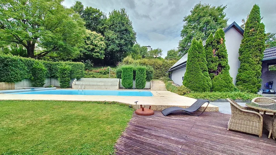 Modern Villa with Pool and Solar Panels in Hesingue – photo 12 of 13