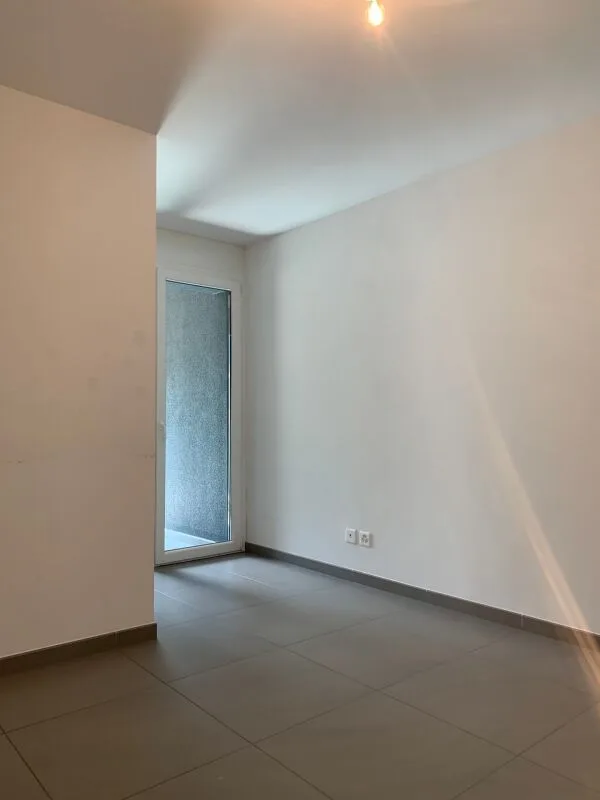 Res. Box, 3.5-room apartment, Osogna – photo 6 of 11