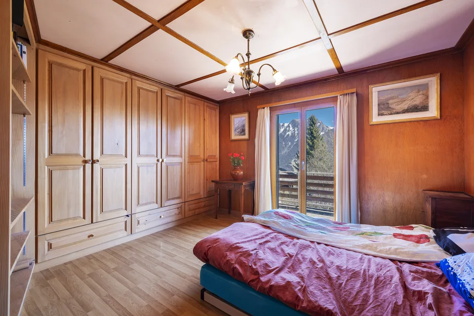 Charmanter Chalet in idealer Lage mit 3 Wohnungen – Foto 12 von 13