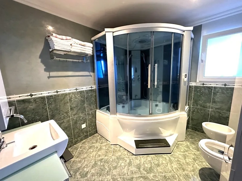 Apartment 4,5 rooms - Contone – photo 8 of 13