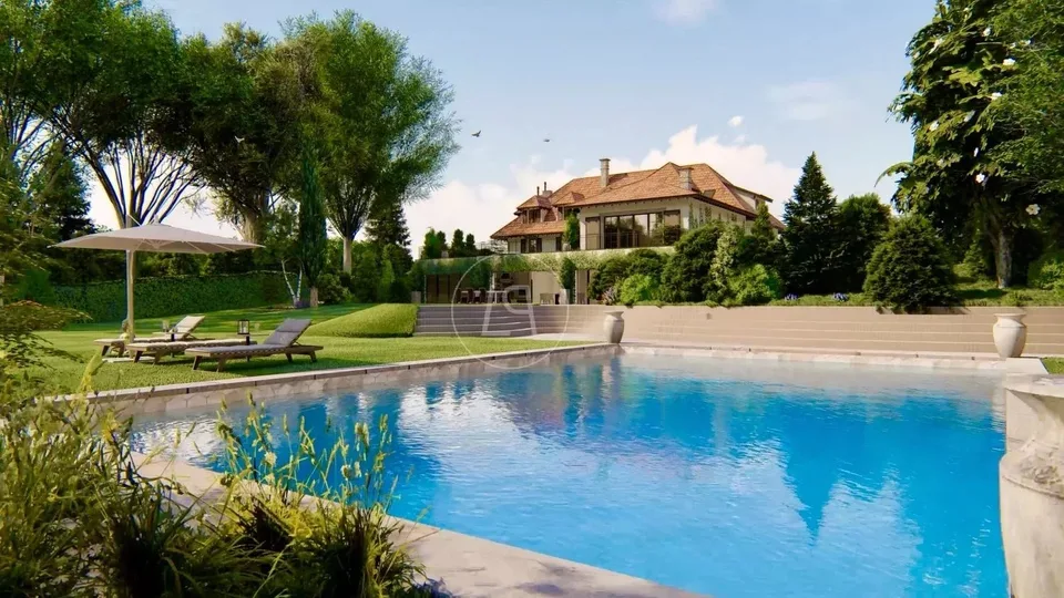 Proprietà fronte lago con garage per barche, da ristrutturare, La Côte