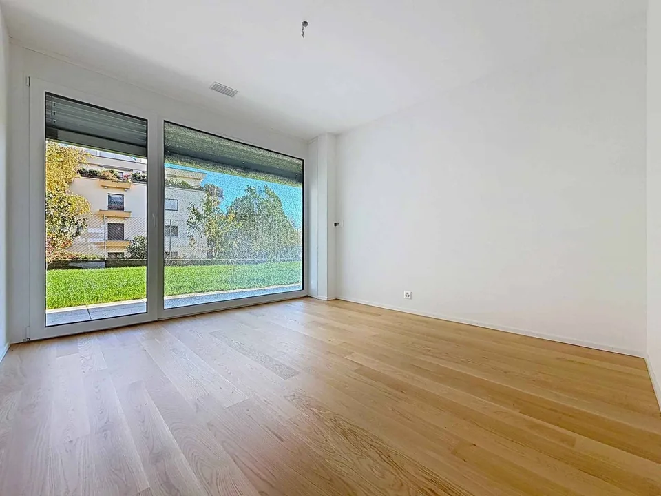 Appartement neuf de 3.5 pièces avec 2 terrasses et 2 jardins
