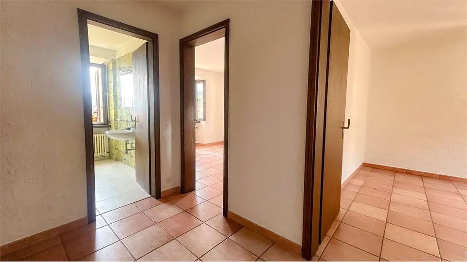 Faszinierendes Haus im Herzen von Neggio – Foto 9 von 12