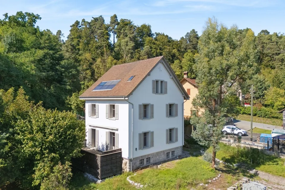 Maison individuelle 6.5 pièces rénovée avec soin