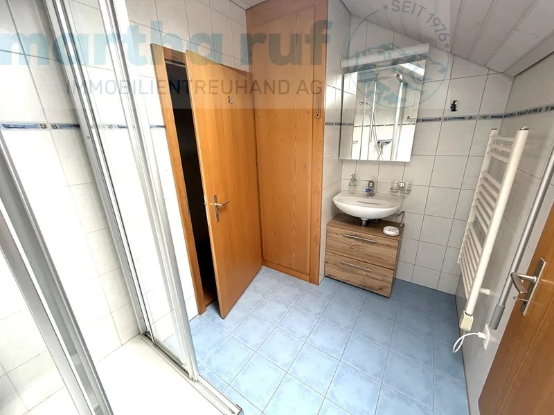 Traditionelles, angebautes Einfamilien-Ferienhaus mit alpinem Charm – photo 10 of 17