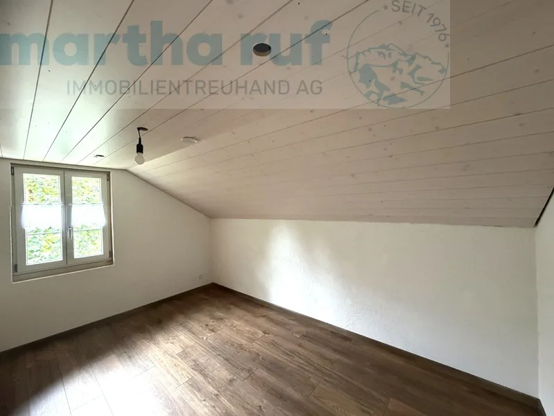 Traditionelles, angebautes Einfamilien-Ferienhaus mit alpinem Charm – photo 11 of 17