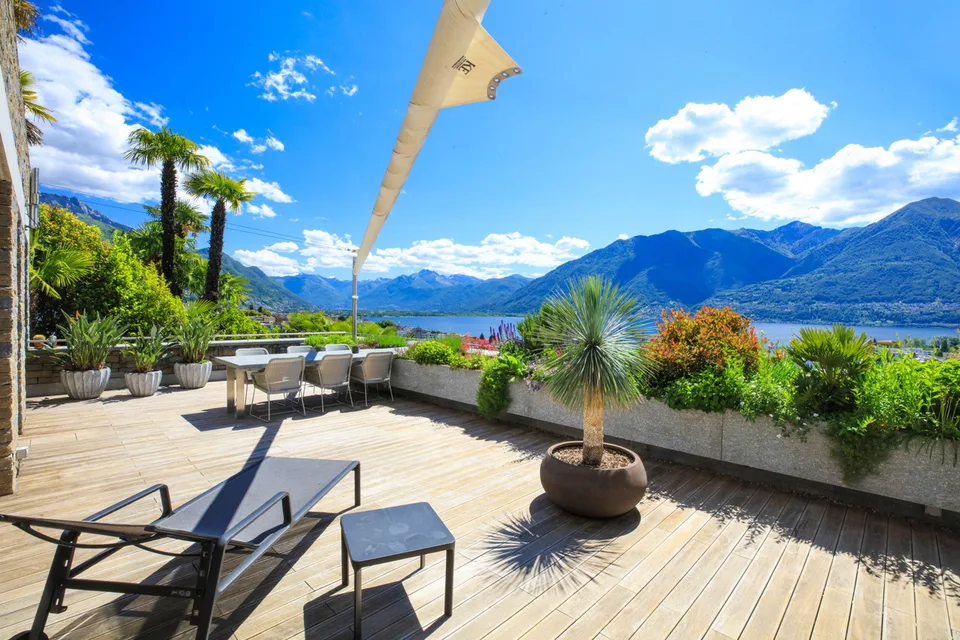 Appartamento di alto standing affacciato sul Lago Maggiore
