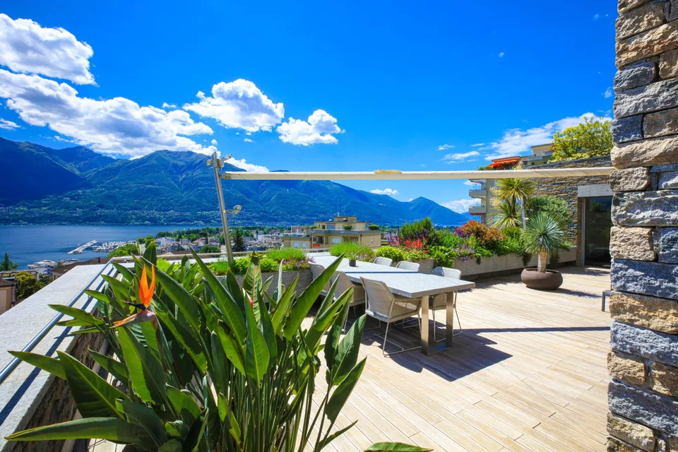Appartamento di alto standing affacciato sul Lago Maggiore