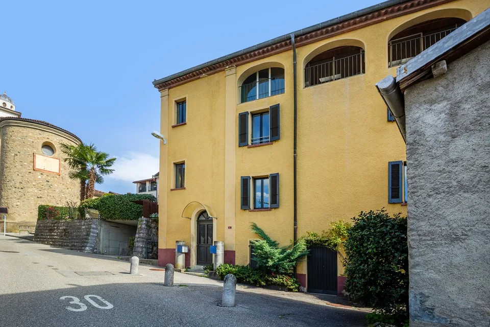 Casa di nucleo luminosa in centro paese