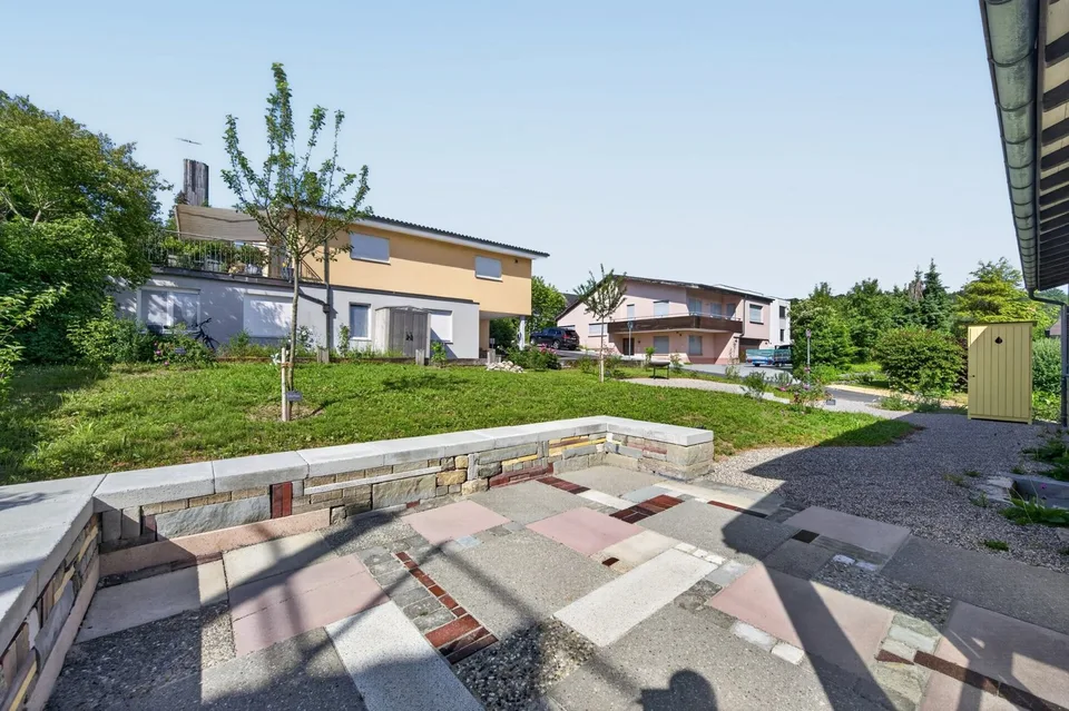 Una casa con charme, giardino e molte possibilità – foto 10 di 12